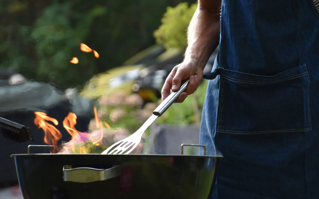 How To Keep Stinging Pests Away From Your Backyard Barbecue